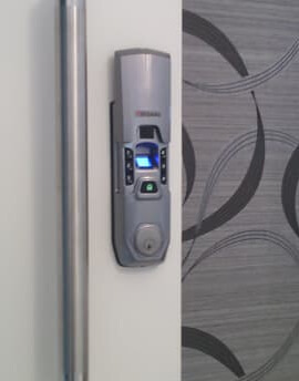 Fechadura Biométrica Porta Pivotante